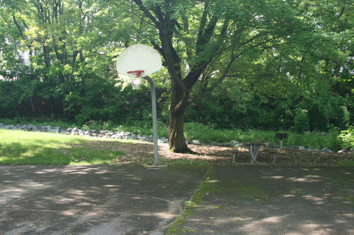 Basketball Damascus Neighborhood Park