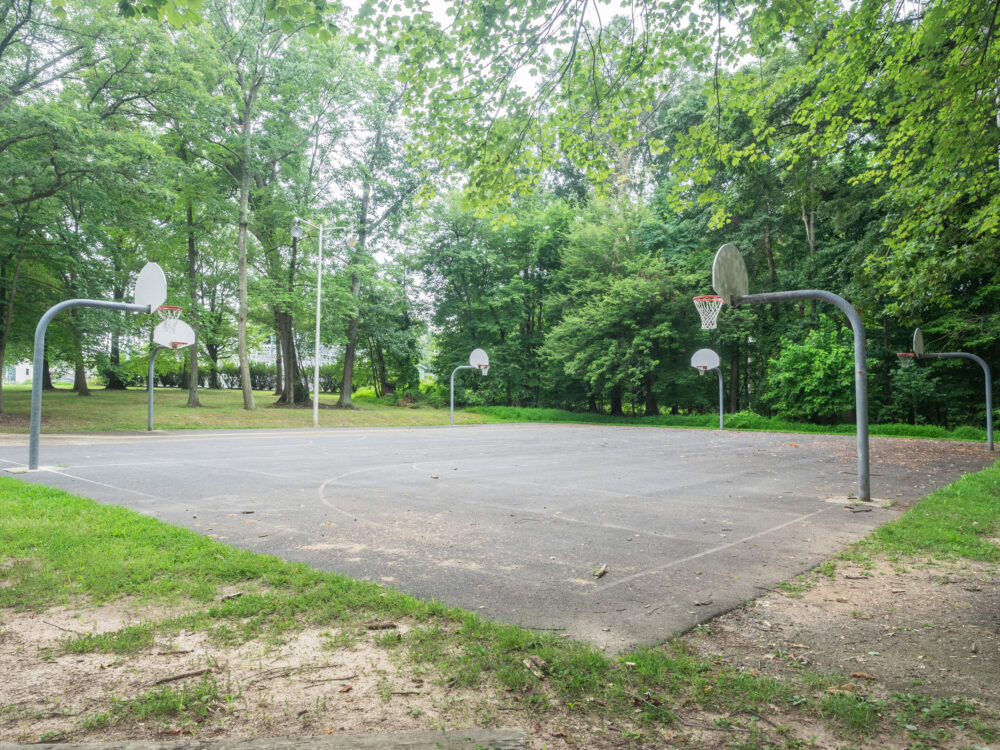 basketball court at Owens Local Park