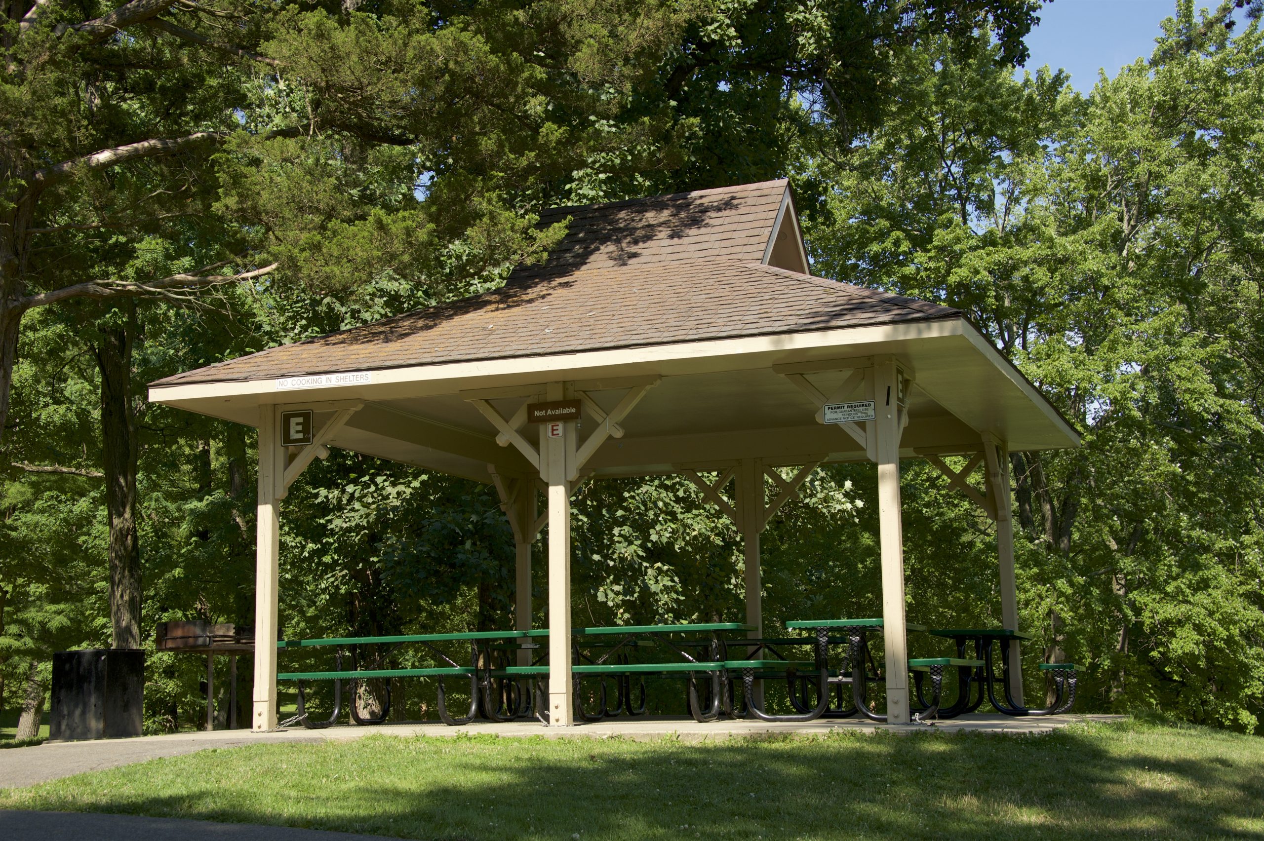 Picnic Shelter at Wheaton Regional Park