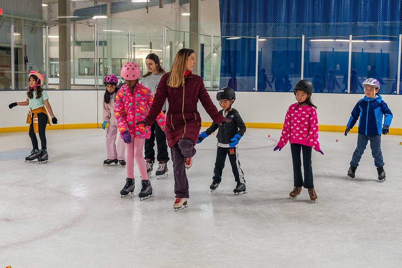 Instructor and skating class