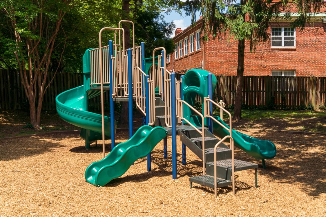 playground Cheltenham park