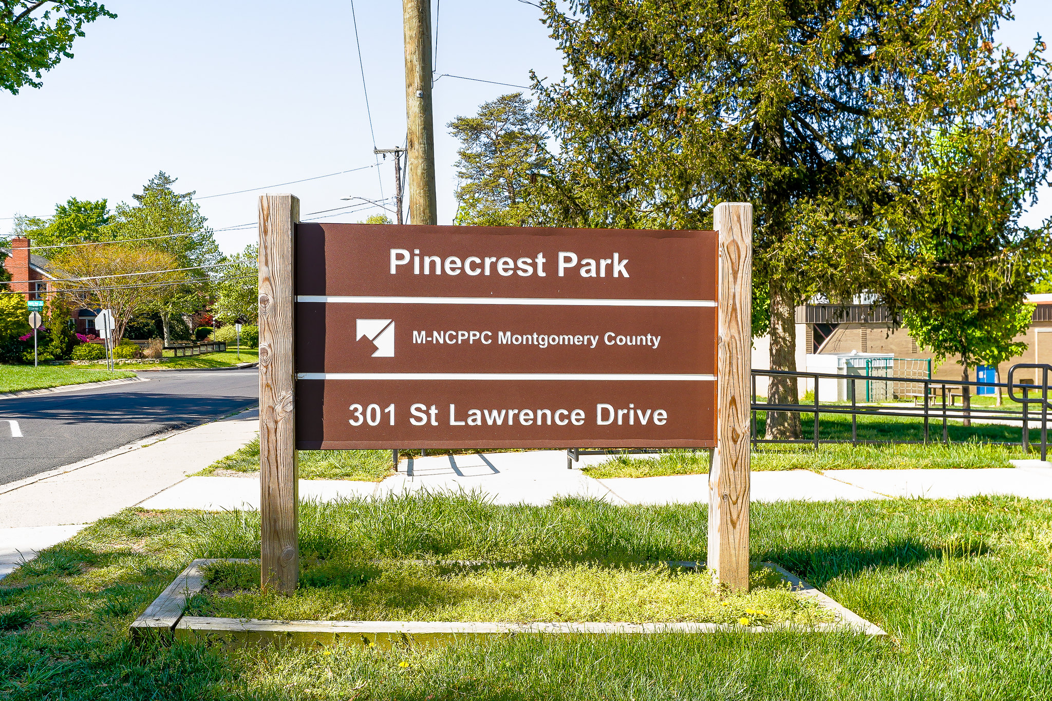 Pinecrest Park Activity Building Exterior