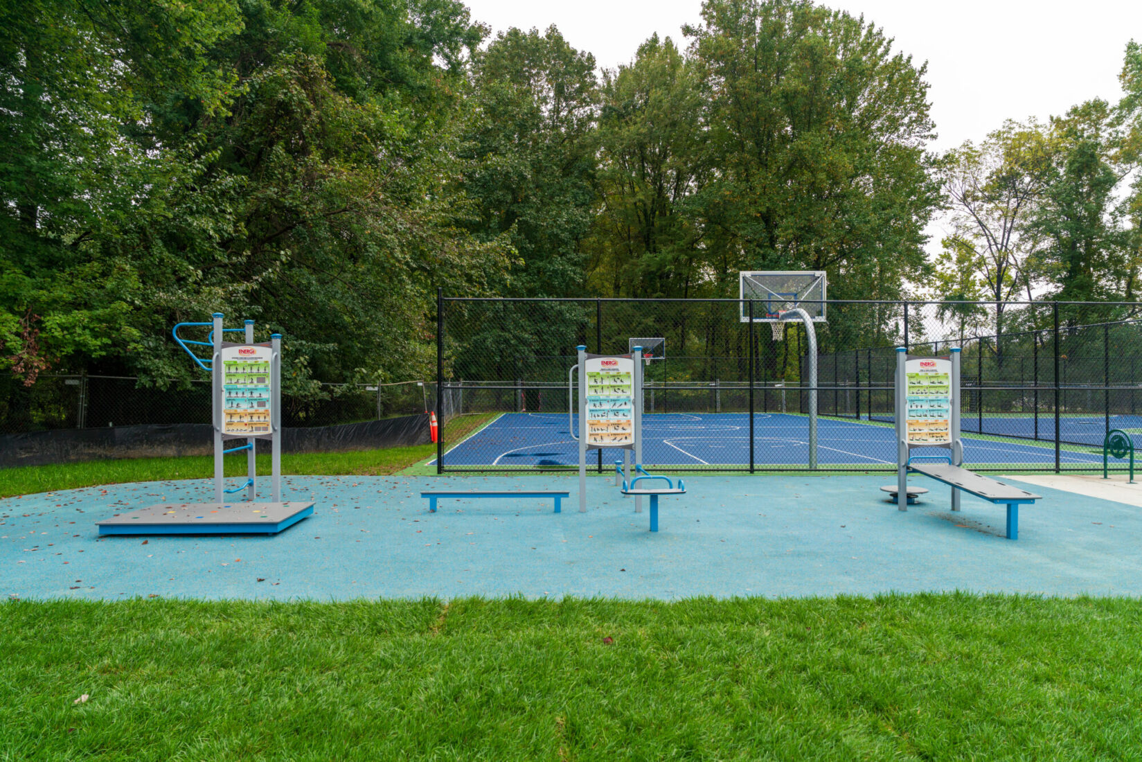 Strathmore Local Park fitness equipment next to courts