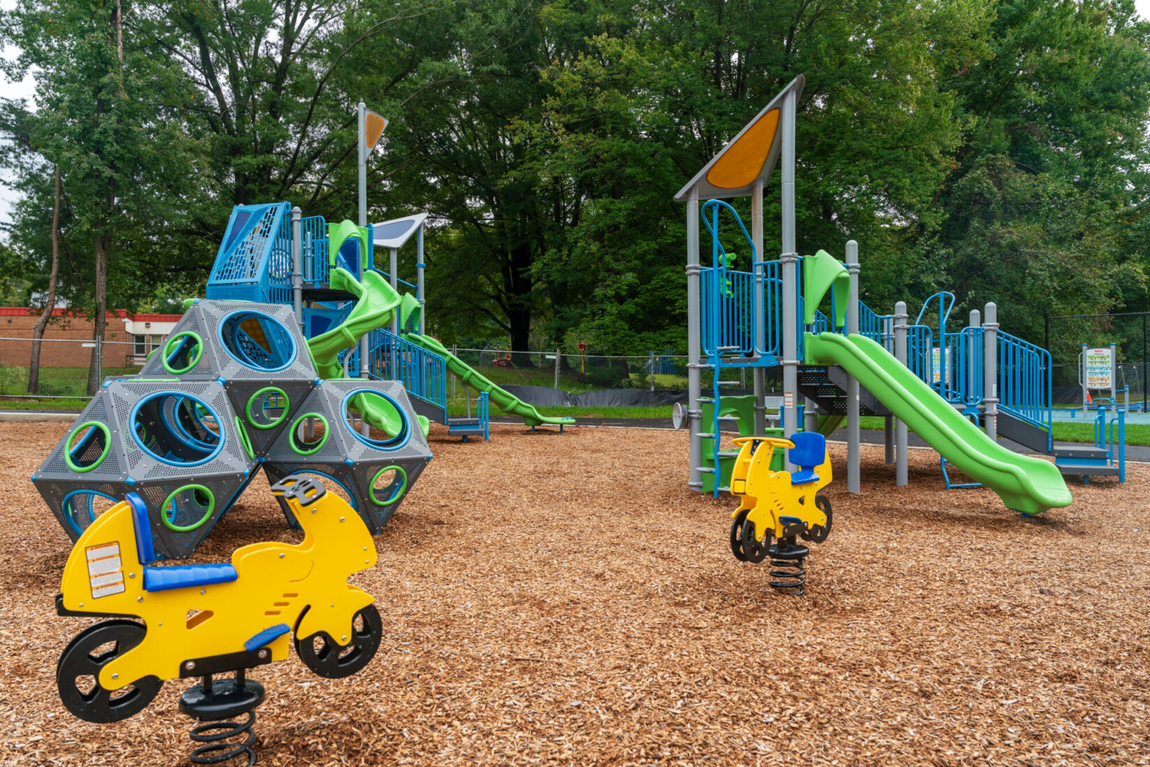 Strathmore Local Park playgrounds