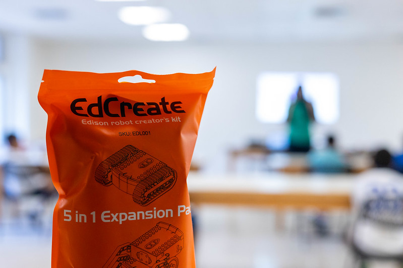 EdCreate robot in orange packaging unopened