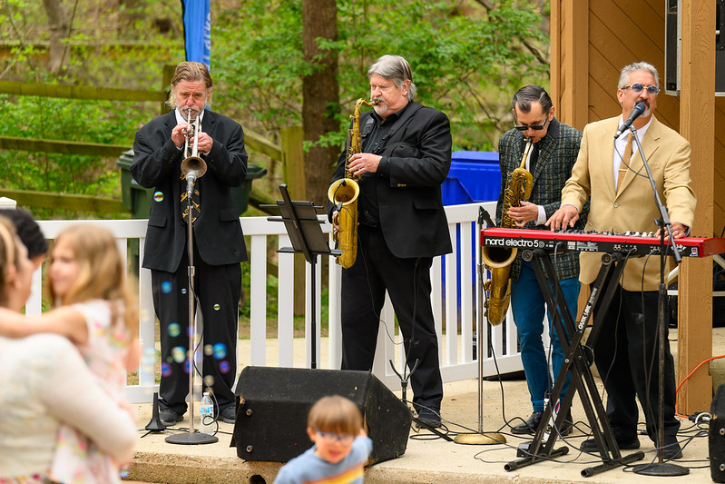King Soul plays jazz instruments on stage