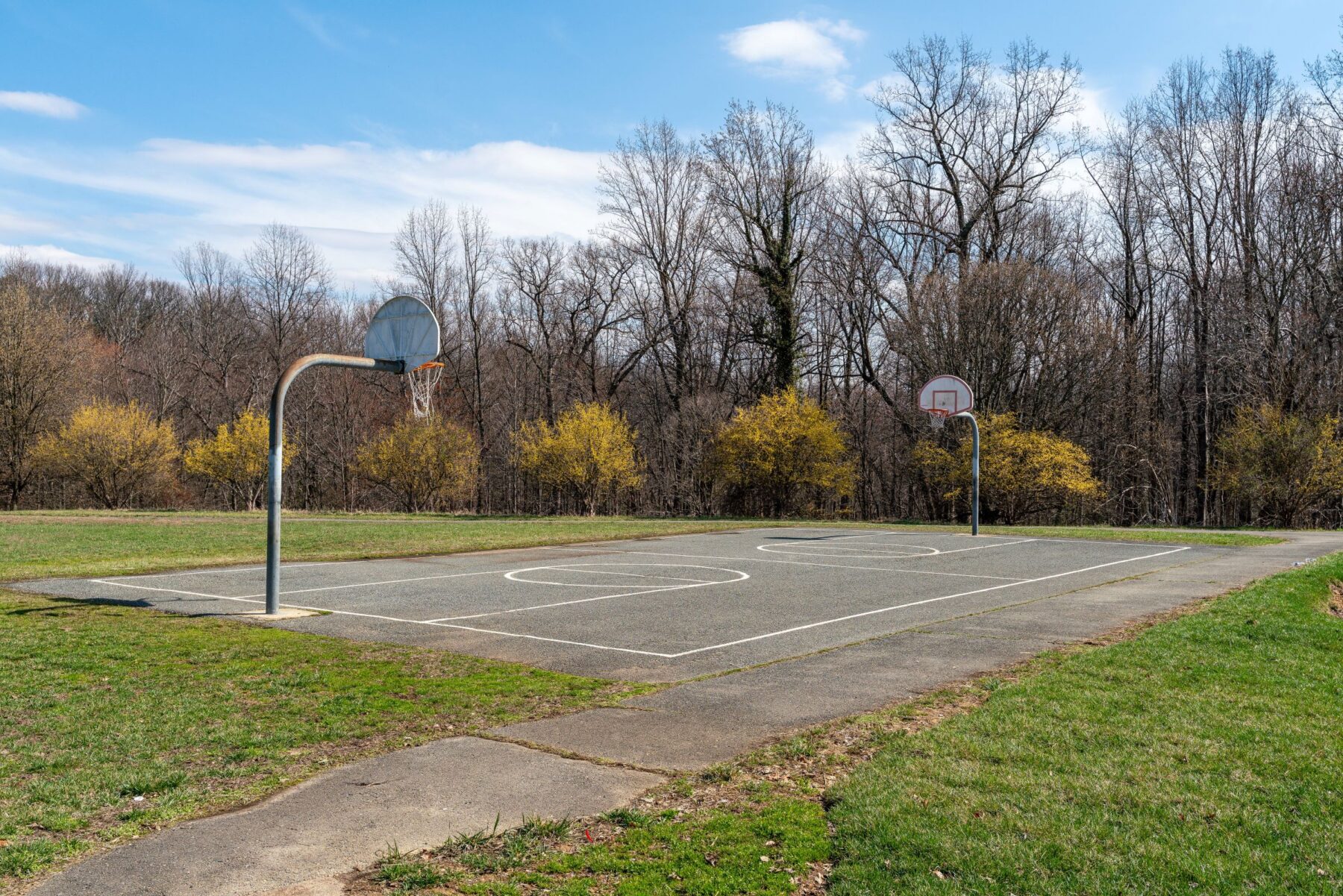Basketball court at McNnew
