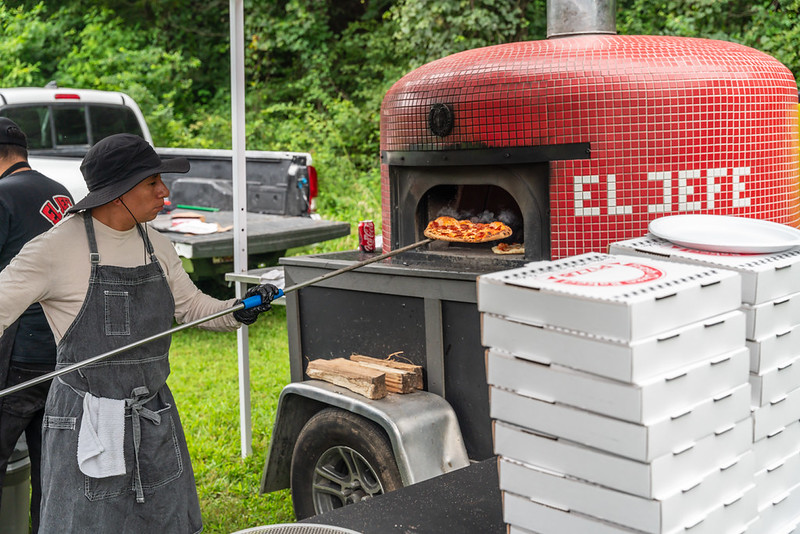 Pizza-oven-at-summer-concert