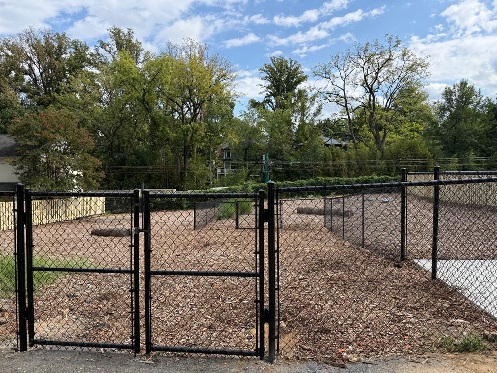 Montgomery Avenue Dog Run park